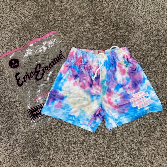 Eric Emanuel - Picture 1 of 2